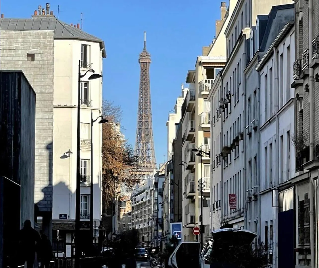 Eiffel Tour Cosy Jade Apartment Paris 0*,  France